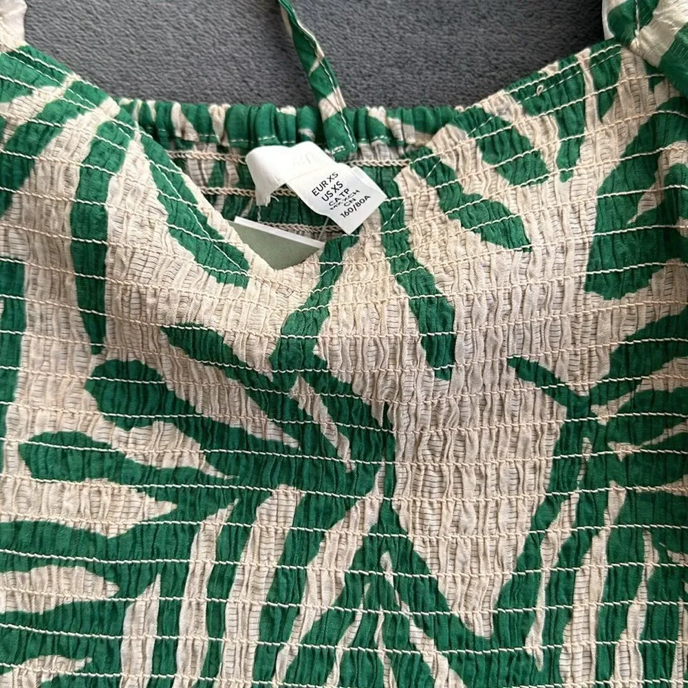 New H&M Light Beige Green Leaf Pattern Smock Top Size XS